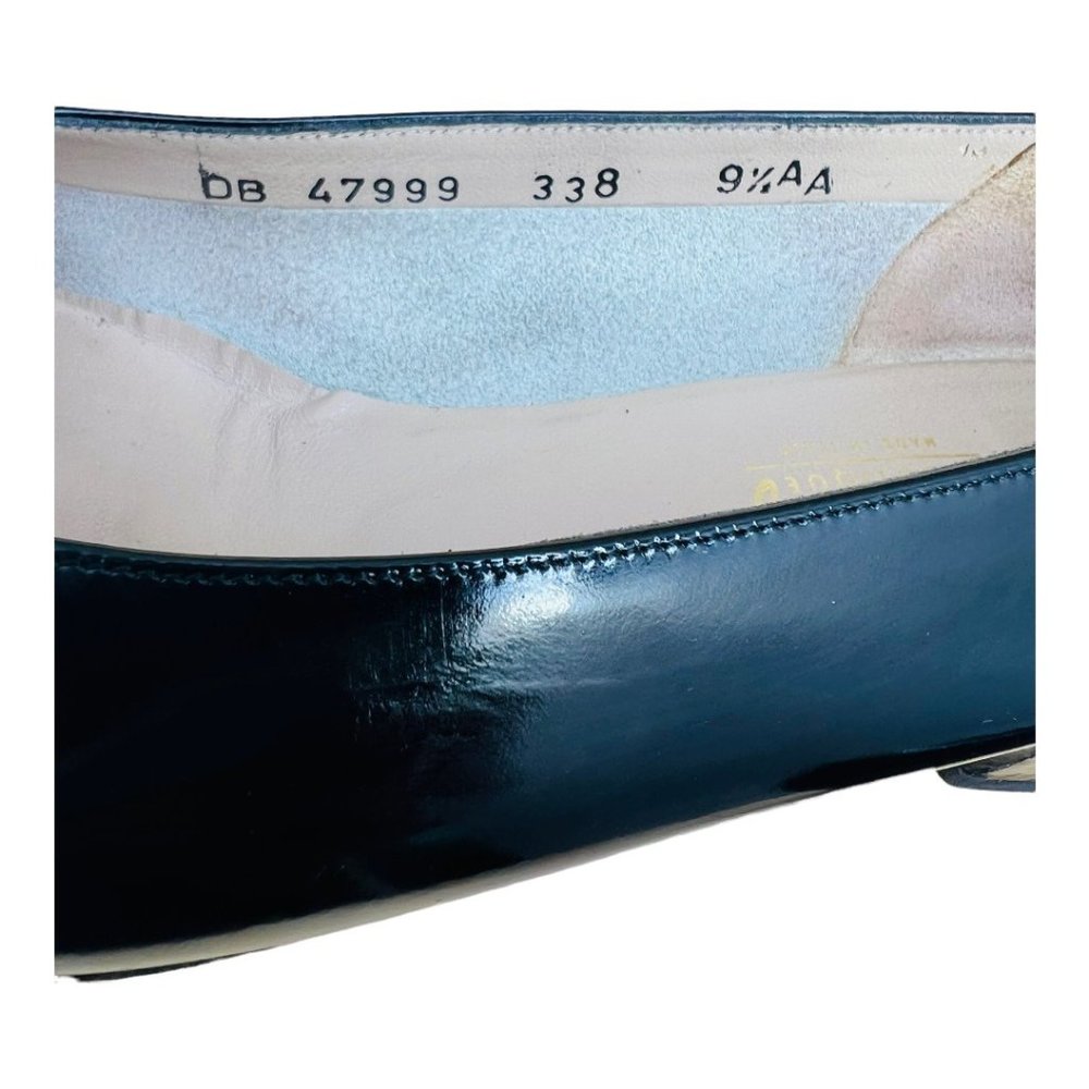 Salvatore Ferragamo Lillaz New Bone Calf Patent Leather Pumps Gold Logo 9.5AA - Picture 11 of 12